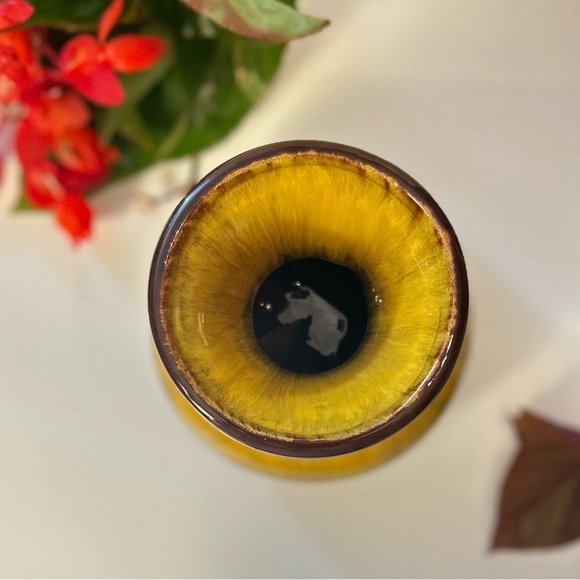 *EUC* Vintage MCM Blue Mountain Pottery Flower Vase in the Harvest Gold Glaze - Picture 4 of 9